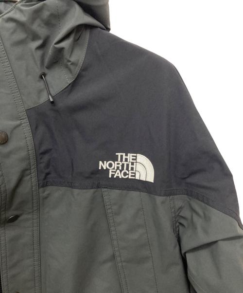 THE NORTH FACE（ザ ノース フェイス）THE NORTH FACE (ザ ノース フェイス) Mountain Light Jacket ブラック×グレー サイズ:XLの古着・服飾アイテム
