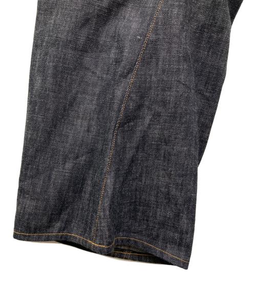 NVRFRGT（ネヴァーフォーゲット）NVRFRGT (ネヴァーフォーゲット) 3D TWISTED WIDE LEG JEANS インディゴ サイズ:2の古着・服飾アイテム
