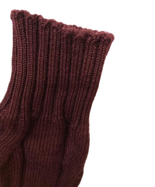 COMME des GARCONS HOMME（コムデギャルソン オム）COMME des GARCONS HOMME (コムデギャルソン オム) vネックチルデンケーブルニット/HB-N011 レッド サイズ:Ｓの古着・服飾アイテム