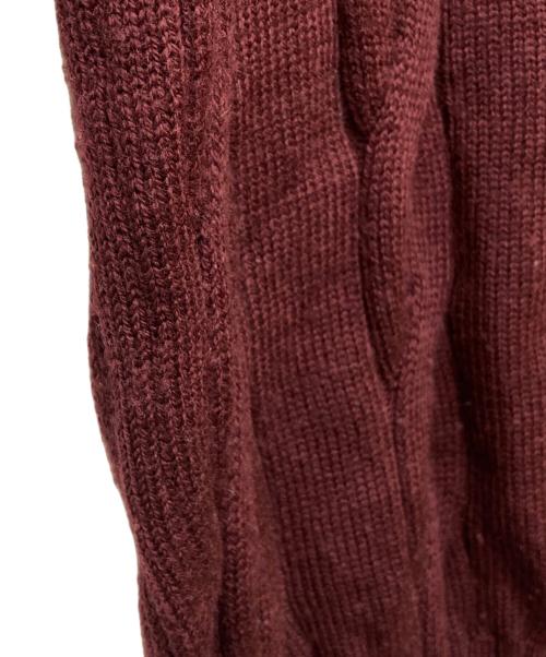 COMME des GARCONS HOMME（コムデギャルソン オム）COMME des GARCONS HOMME (コムデギャルソン オム) vネックチルデンケーブルニット/HB-N011 レッド サイズ:Ｓの古着・服飾アイテム