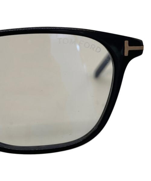 TOM FORD（トムフォード）TOM FORD (トムフォード) アジアンフィット カラーレンズ サン/TF5860-D-Bグラス ブラック サイズ:52□18-140の古着・服飾アイテム