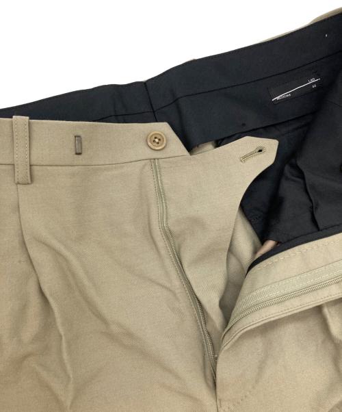 LAD MUSICIAN（ラッドミュージシャン）LAD MUSICIAN (ラッドミュージシャン) 2Tuck Slim Slacks/2123-554 オリーブ サイズ:44の古着・服飾アイテム