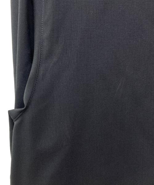 OVERCOAT（オーバーコート）OVERCOAT (オーバーコート) DROPPED SHOULDER TOP WITH SHIRT COLLAR IN WOOL SHIRTING/S23T01-NKWS グレー サイズ:1の古着・服飾アイテム
