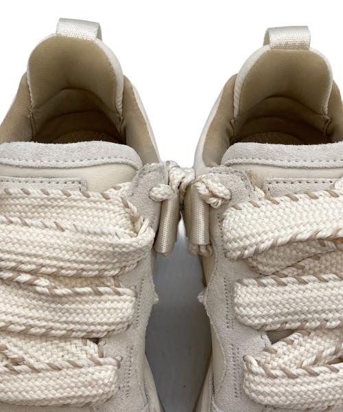 UGG（アグ）UGG (アグ) Astromel チャンキーソールスニーカー/1171541 ベージュ サイズ:24cmの古着・服飾アイテム
