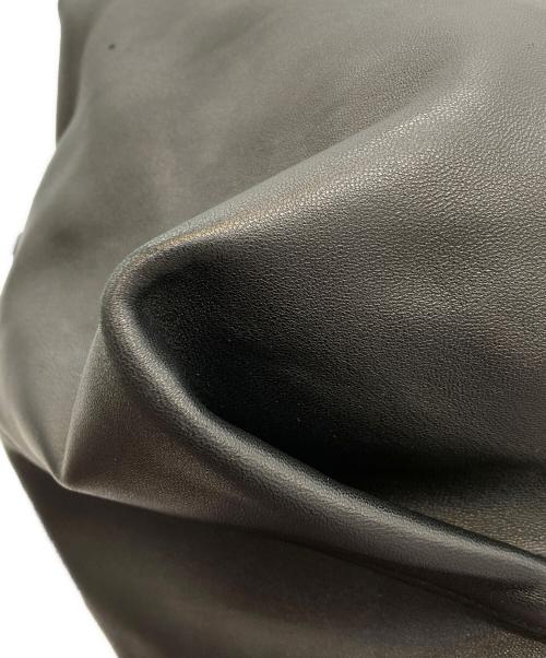Saint Laurent Paris（サンローランパリ）Saint Laurent Paris (サンローランパリ) Teddy Bucket Bag ブラックの古着・服飾アイテム