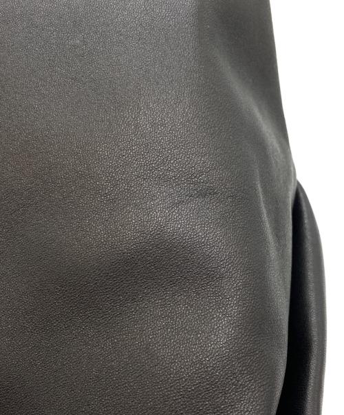 Saint Laurent Paris（サンローランパリ）Saint Laurent Paris (サンローランパリ) Teddy Bucket Bag ブラックの古着・服飾アイテム