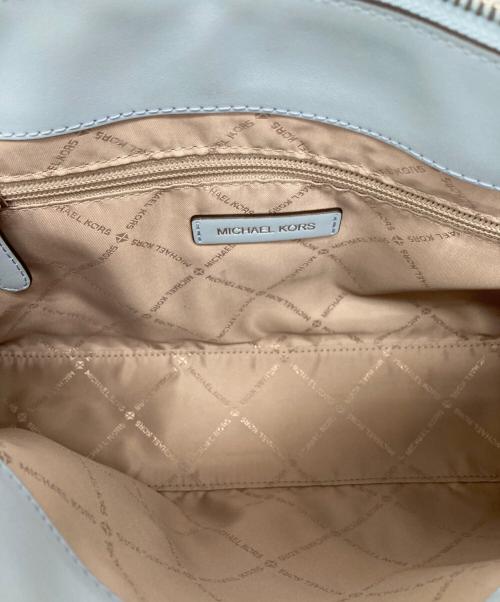 MICHAEL KORS（マイケルコース）MICHAEL KORS (マイケルコース) トップジップ サッチェル ミディアム ブルーの古着・服飾アイテム