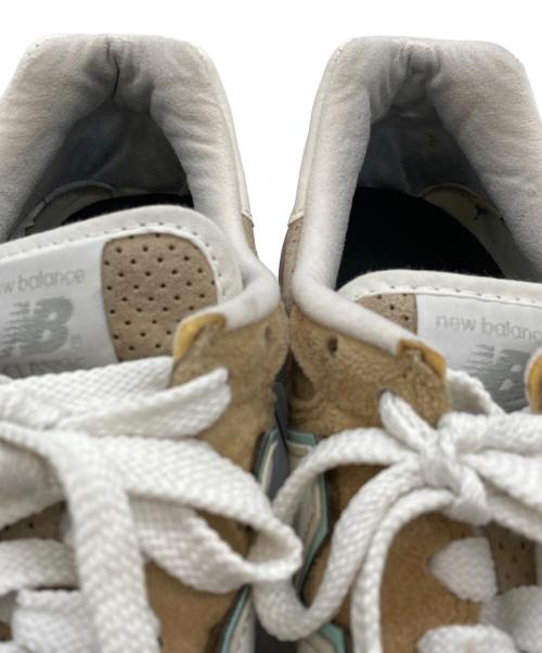 NEW BALANCE（ニューバランス）NEW BALANCE (ニューバランス) M1300AA/ローカットスニーカー ベージュ サイズ:26.5の古着・服飾アイテム