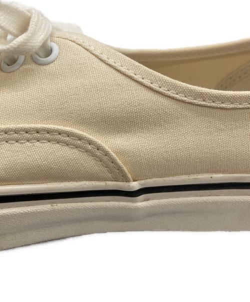 VANS（ヴァンズ）VANS (ヴァンズ) Authentic 44D アイボリー サイズ:28cmの古着・服飾アイテム