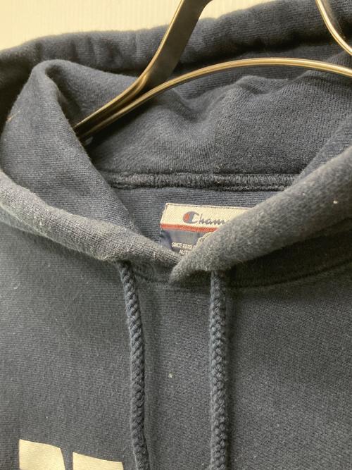 Champion REVERSE WEAVE（チャンピオン リバース ウィーブ）Champion REVERSE WEAVE (チャンピオン リバース ウィーブ) プリントパーカー ネイビー サイズ:Ｌの古着・服飾アイテム