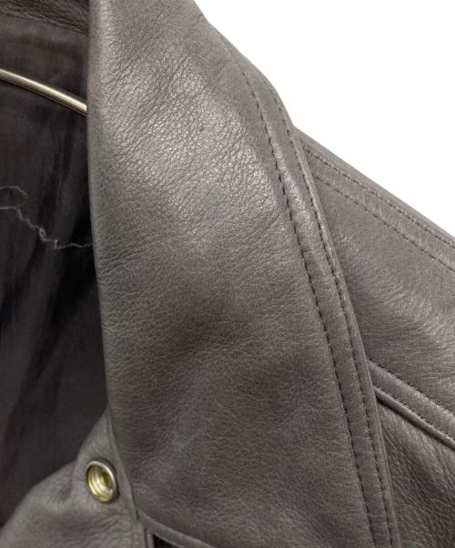 RICK OWENS（リックオウエンス）RICK OWENS (リックオウエンス) CLASSIC LEATHER JACKET/RP18S8703-LCW グレー サイズ:40の古着・服飾アイテム
