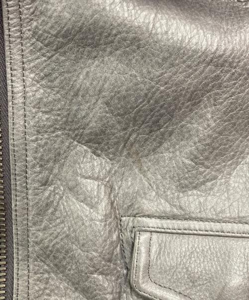 RICK OWENS（リックオウエンス）RICK OWENS (リックオウエンス) CLASSIC LEATHER JACKET/RP18S8703-LCW グレー サイズ:40の古着・服飾アイテム