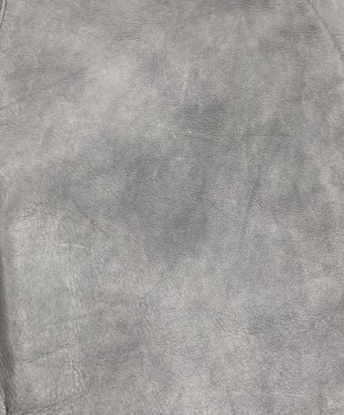 RICK OWENS（リックオウエンス）RICK OWENS (リックオウエンス) CLASSIC LEATHER JACKET/RP18S8703-LCW グレー サイズ:40の古着・服飾アイテム