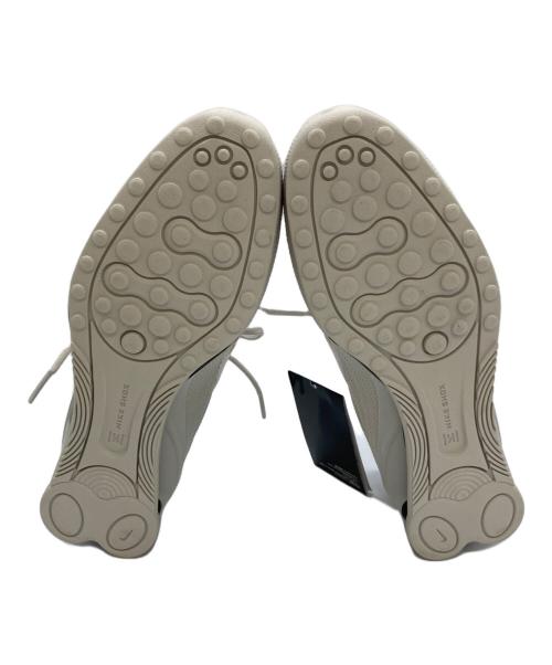 NIKE（ナイキ）NIKE (ナイキ) SHOX Z アイボリー サイズ:25.5cmの古着・服飾アイテム
