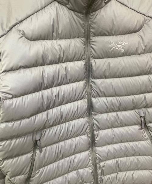 ARC'TERYX（アークテリクス）ARC'TERYX (アークテリクス) CERIUM HOODY ネイビー サイズ:Mの古着・服飾アイテム