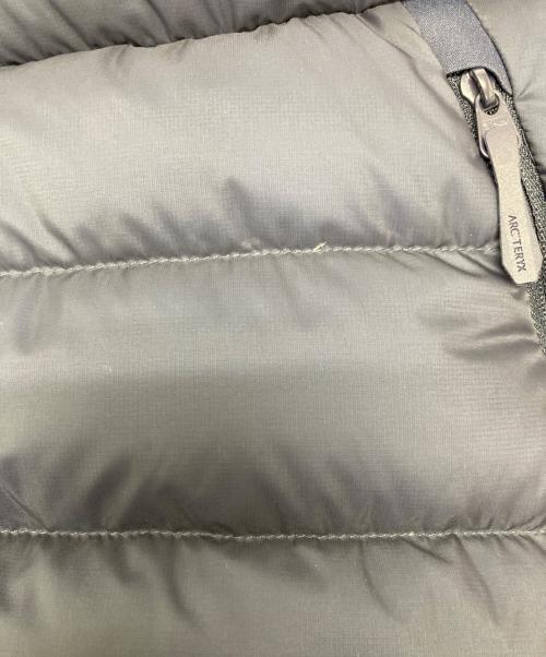 ARC'TERYX（アークテリクス）ARC'TERYX (アークテリクス) CERIUM HOODY ネイビー サイズ:Mの古着・服飾アイテム