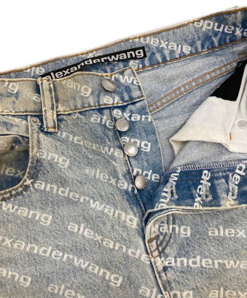 ALEXANDER WANG（アレキサンダー・ワン）ALEXANDER WANG (アレキサンダー・ワン) モノグラムロゴデニムパンツ インディゴ サイズ:25の古着・服飾アイテム