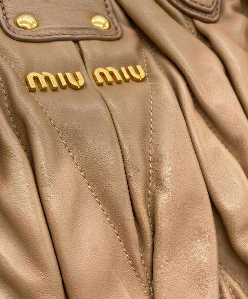 MIU MIU（ミュウミュウ）MIU MIU (ミュウミュウ) マテラッセ2WAYレザーバッグ/K5303 ブラウンの古着・服飾アイテム