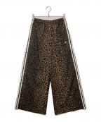 adidasアディダス）の古着「LEOPARD FIREBIRD OVERSIZED TRACK PANTS」｜ブラウン