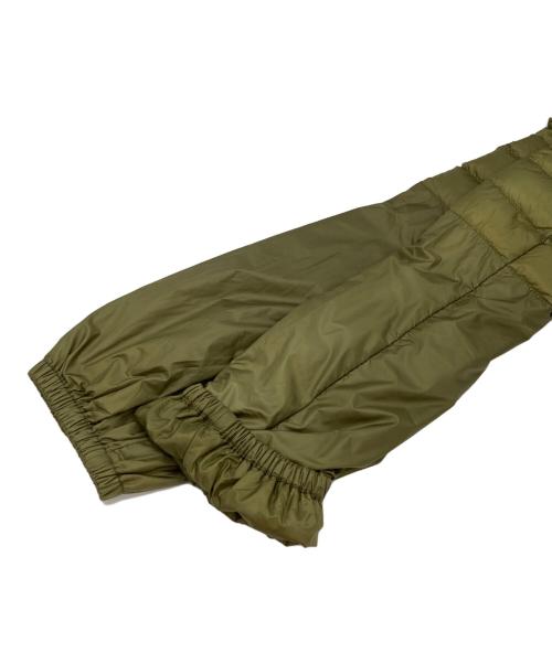 MONCLER（モンクレール）MONCLER (モンクレール) sacai (サカイ) SAKI フリルダウンジャケット オリーブの古着・服飾アイテム