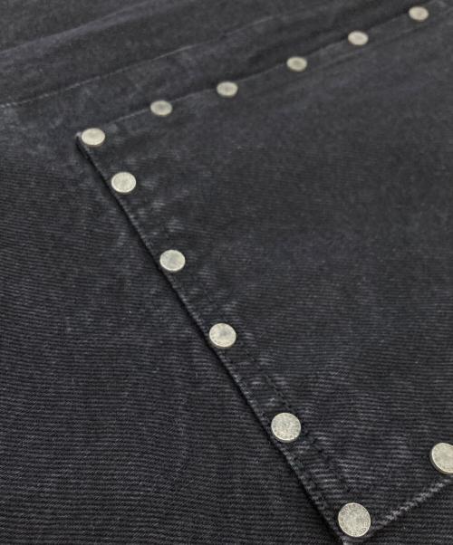 AFB（エーエフビー）AFB (エーエフビー) DOUBLE KNEE STUDDED PANTS ブラック サイズ:Mの古着・服飾アイテム
