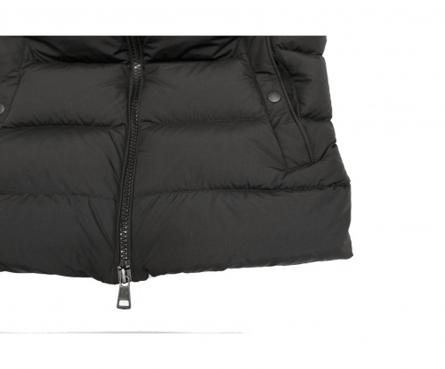 MONCLER（モンクレール）MONCLER (モンクレール) Deneb Giletダウンベスト ブラック サイズ:表記サイズ：3 18AWの古着・服飾アイテム