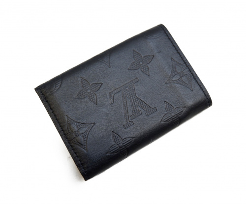 LOUIS VUITTON（ルイ ヴィトン）LOUIS VUITTON (ルイヴィトン) モノグラムシャドウ ディスカバリー・コンパクトウォレット ブラック M67631 UB4270 20年製の古着・服飾アイテム
