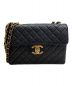 CHANEL（シャネル）の古着「シングルフラップデカマトラッセ」｜ブラック