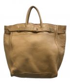 YOUNG & OLSEN The DRYGOODS STORE×FRAMeWORKヤングアンドオルセン ザ ドライグッズストア×フレームワーク）の古着「別注ベルト付エンボスレザートート」｜ブラウン