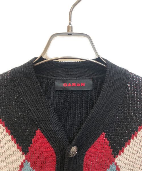 CABAN（キャバン）CABaN (キャバン) ウールジャカード Vネックカーディガン ブラック サイズ:Mの古着・服飾アイテム