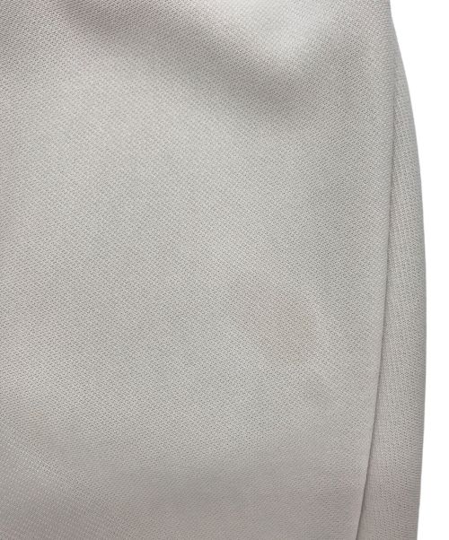 ADORE（アドーア）ADORE (アドーア) コンパクト裏毛トップス アイボリー サイズ:38の古着・服飾アイテム