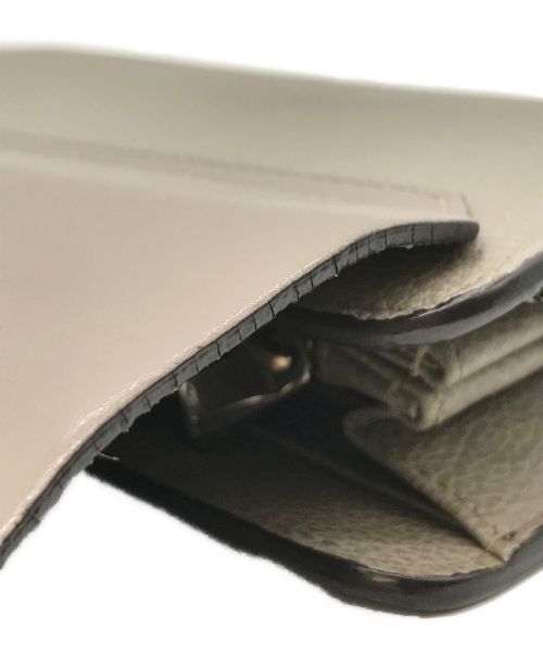 FURLA（フルラ）FURLA (フルラ) 1927 CONTINENTAL WALLET ベージュの古着・服飾アイテム