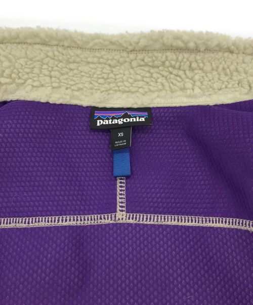 Patagonia（パタゴニア）Patagonia (パタゴニア) Classic Retro-X Vest ベージュ×パープル サイズ:XSの古着・服飾アイテム