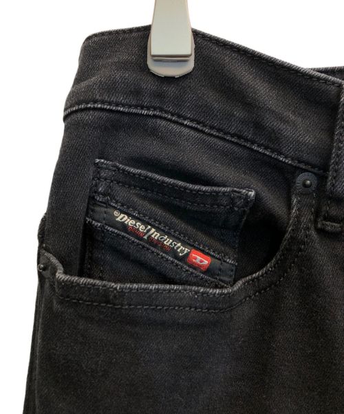 DIESEL（ディーゼル）DIESEL (ディーゼル) デニムパンツ ブラック サイズ:W34-L32の古着・服飾アイテム