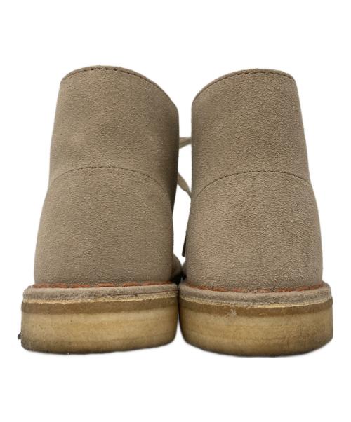 CLARKS（クラークス）CLARKS (クラークス) デザートブーツ ベージュ サイズ:23.5cmの古着・服飾アイテム