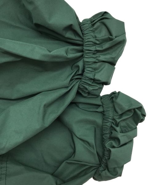 ADORE（アドーア）ADORE (アドーア) パウダータッチタフタブラウス グリーン サイズ:38 未使用品の古着・服飾アイテム