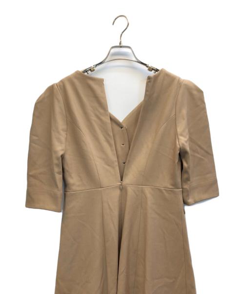 HER LIP TO（ハーリップトゥ）Her lip to (ハーリップトゥ) Lace Motif Twill Long Dress ベージュ サイズ:S 未使用品の古着・服飾アイテム