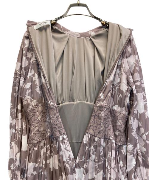 HER LIP TO（ハーリップトゥ）HER LIP TO (ハーリップトゥ) Le Camelia Pleated Dress ピンク サイズ:S 未使用品の古着・服飾アイテム