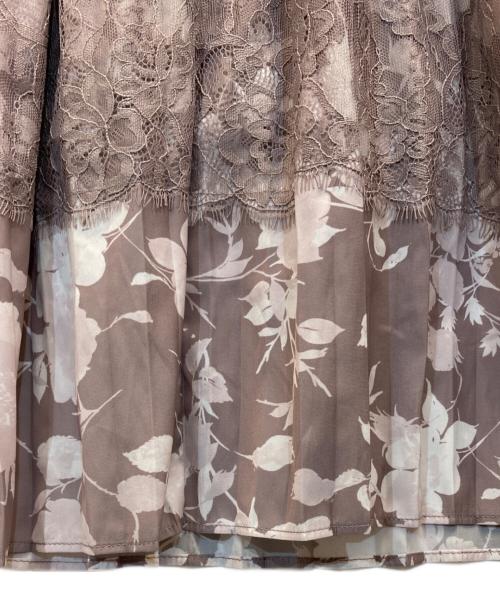 HER LIP TO（ハーリップトゥ）HER LIP TO (ハーリップトゥ) Le Camelia Pleated Dress ピンク サイズ:S 未使用品の古着・服飾アイテム