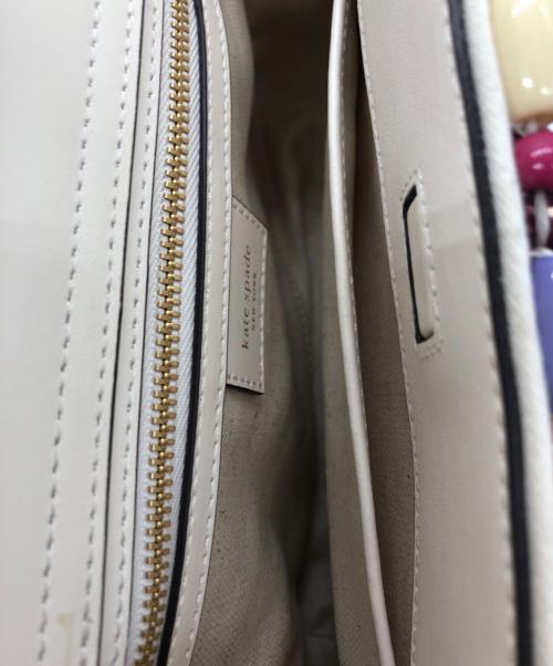 Kate Spade（ケイトスペード）Kate Spade (ケイトスペード) サム アイコン ビーデッド ラフィア スモール トート クリームマルチの古着・服飾アイテム