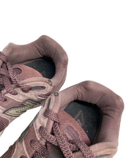 NEW BALANCE（ニューバランス）NEW BALANCE (ニューバランス) M2002R ブラウン サイズ:24 JPNの古着・服飾アイテム
