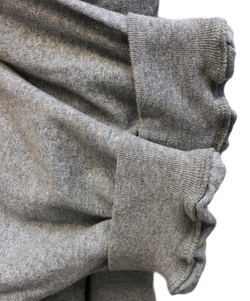 BUDSPOOL（バッズプール）BUDSPOOL (バッズプール) 刺繍ロゴカットソー グレー サイズ:XXX LARGEの古着・服飾アイテム