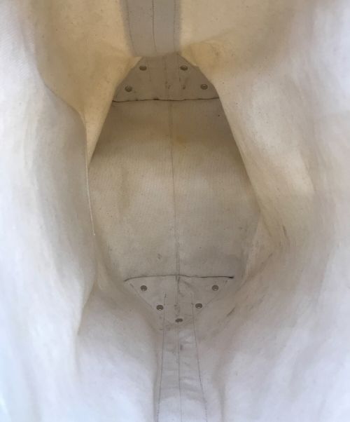 HENDER SCHEME（エンダースキーマ）HENDER SCHEME (エンダースキーマ) campus suede shoulder アイボリーの古着・服飾アイテム