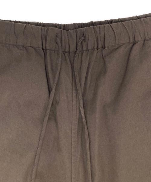 pheeta（フィータ）pheeta (フィータ) Trinity サイドピンタックパンツ ブラウン サイズ:2の古着・服飾アイテム