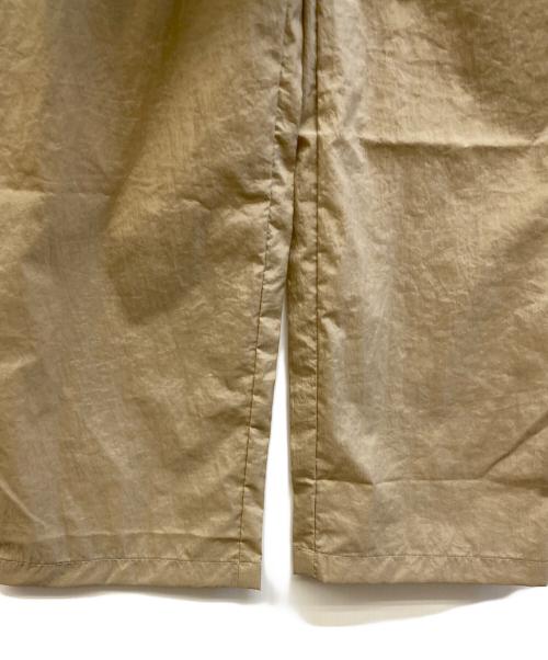 RANDY（ランディー）Randy (ランディー) Juice ナイロントラックパンツ ベージュ サイズ:2の古着・服飾アイテム