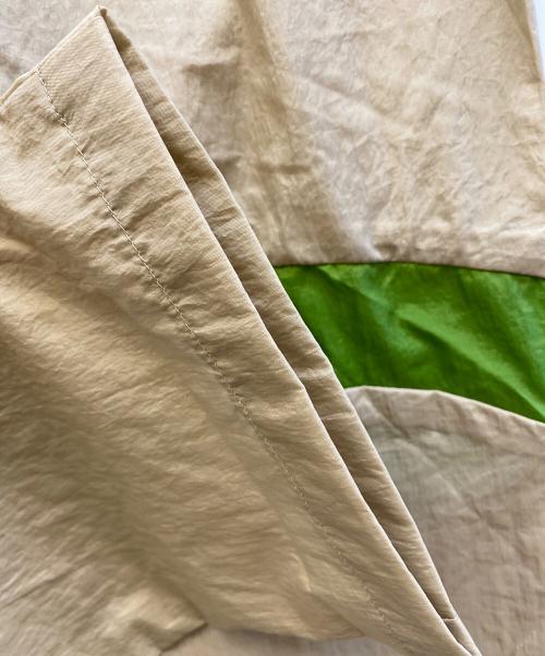 RANDY（ランディー）Randy (ランディー) Juice ナイロントラックパンツ ベージュ サイズ:2の古着・服飾アイテム