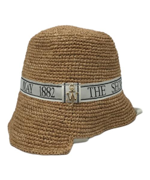 J.W.ANDERSON（ジェイダブリューアンダーソン）J.W.ANDERSON (ジェイダブリューアンダーソン) OSCAR WILDE ASYMMETRIC BUCKET HAT ナチュラル サイズ:60の古着・服飾アイテム