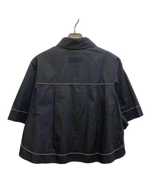 LEE MATHEWS（リー マシュー）LEE MATHEWS (リー マシュー) ステッチデザインハーフボタンシャツ ブラックの古着・服飾アイテム