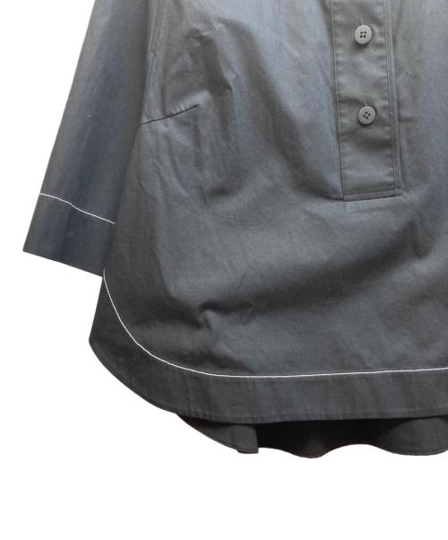 LEE MATHEWS（リー マシュー）LEE MATHEWS (リー マシュー) ステッチデザインハーフボタンシャツ ブラックの古着・服飾アイテム