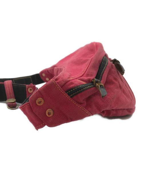 ONE-PIECE OF ROCK（ワンピース オブ ロック）ONE-PIECE OF ROCK (ワンピース オブ ロック) DENIM SHOULDER BAG レッドの古着・服飾アイテム